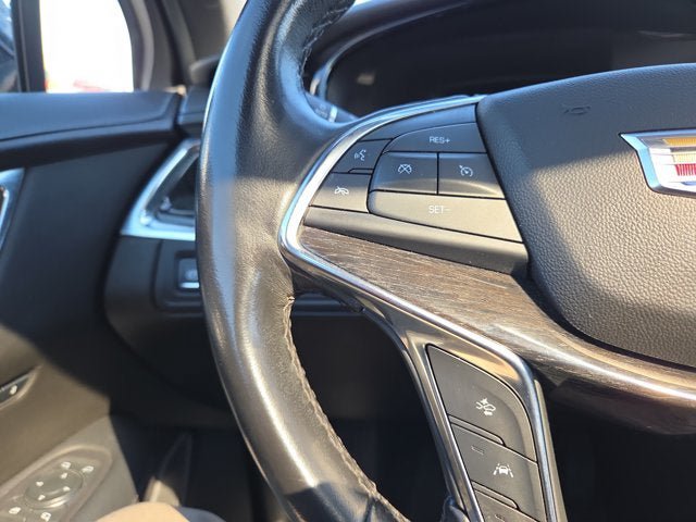 Used 2020 Cadillac XT5 Premium Luxury AWD/4WD image 23