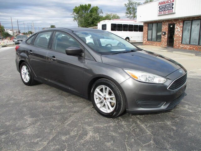 Used 2018 Ford Focus SE image 2