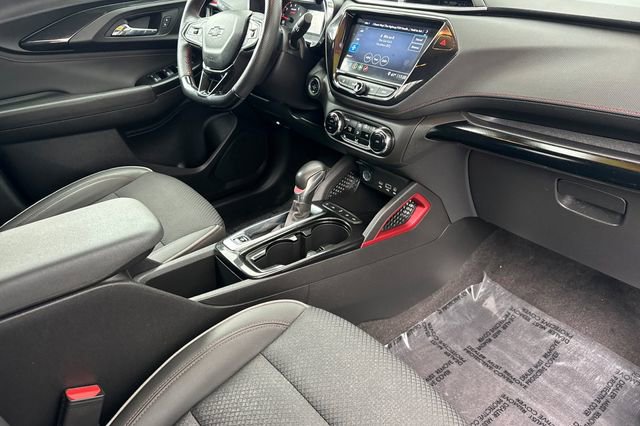 Used 2023 Chevrolet TrailBlazer RS w/ Convenience Package image 16