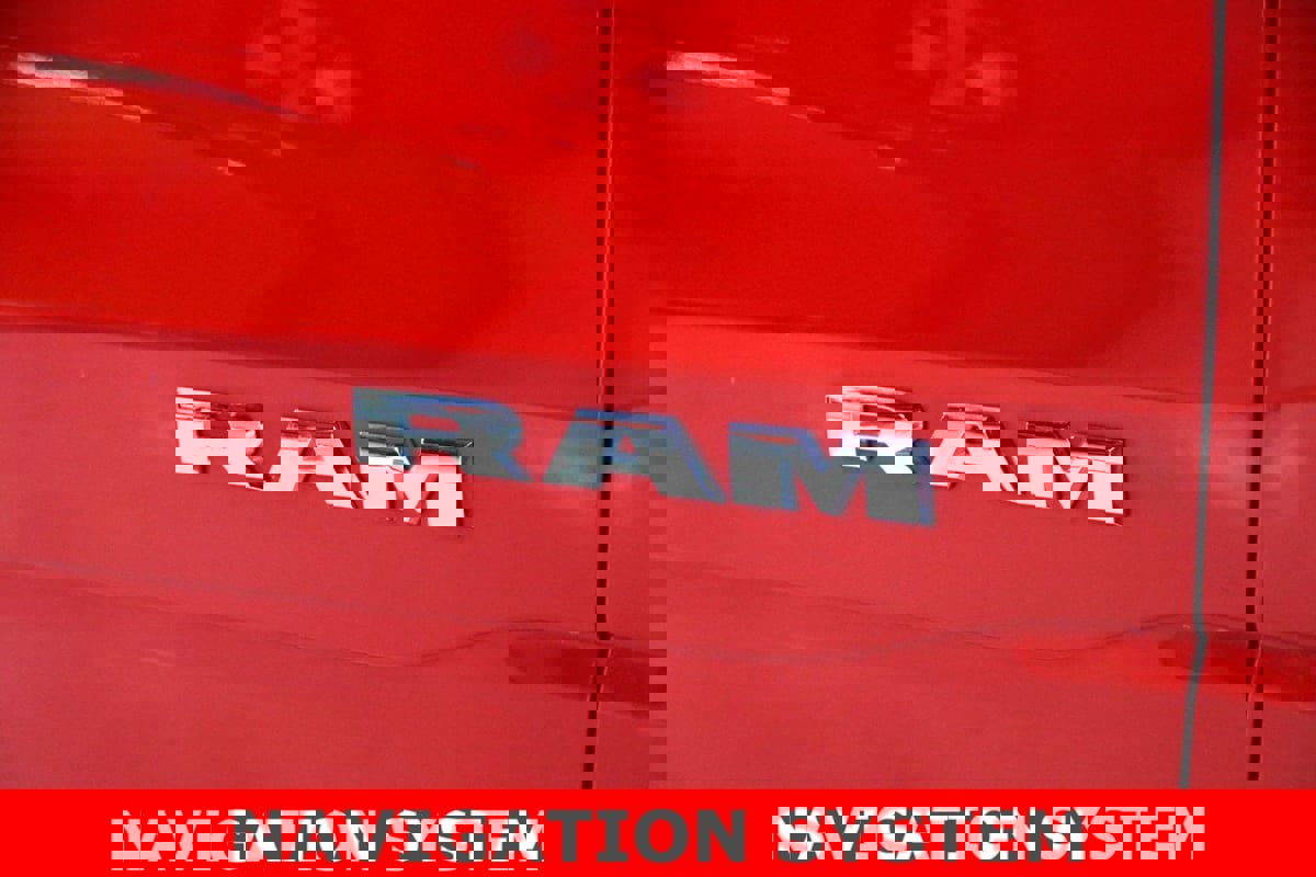 Used 2024 RAM 1500 Laramie image 17