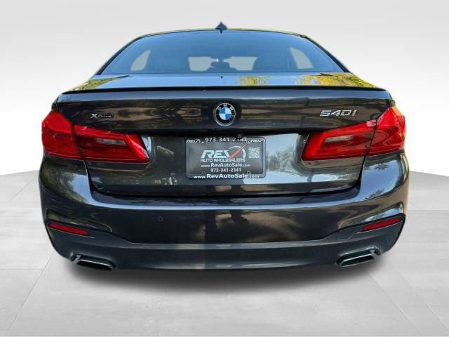 Used 2018 BMW 540i xDrive image 5