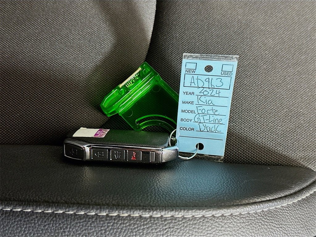 Used 2024 Kia Forte GT-Line w/ GT-Line Premium Package image 35