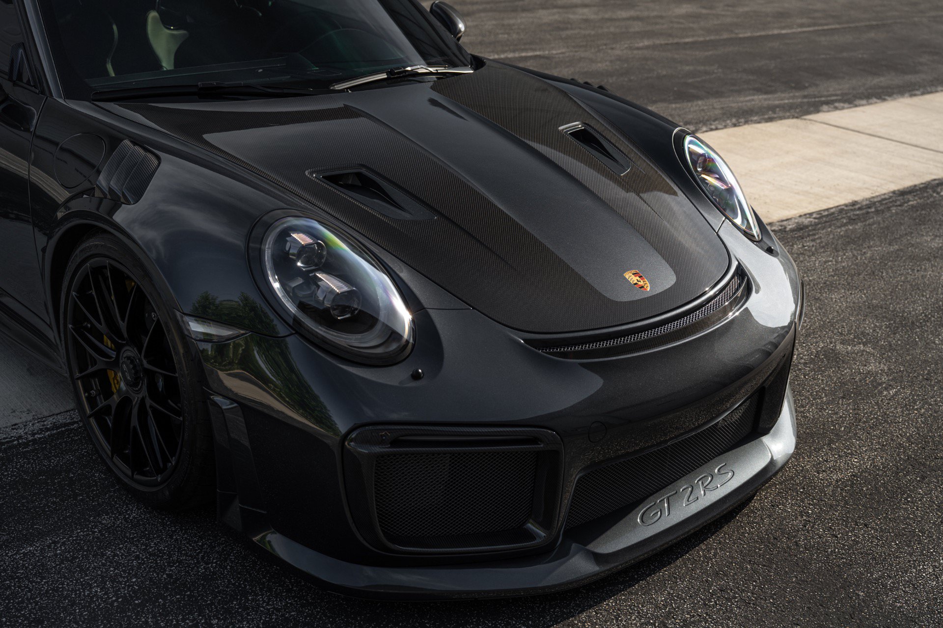 Used 2018 Porsche 911 GT2 RS RWD image 50