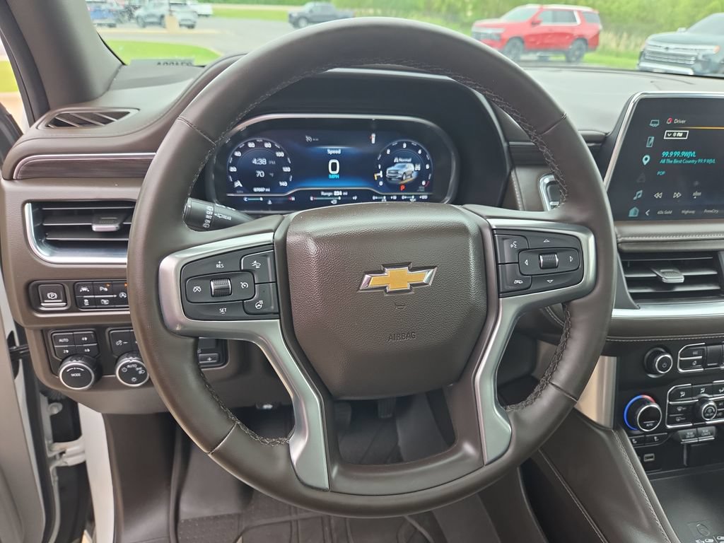 Certified 2023 Chevrolet Tahoe LT w/ LT Signature Package AWD/4WD image 13