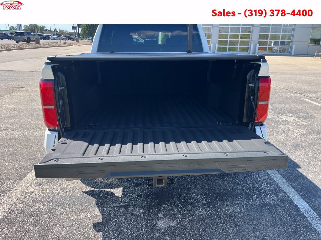 Certified 2024 Toyota Tacoma SR5 AWD/4WD image 6