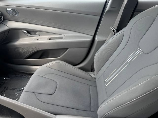 Used 2023 Hyundai Elantra SEL FWD image 23