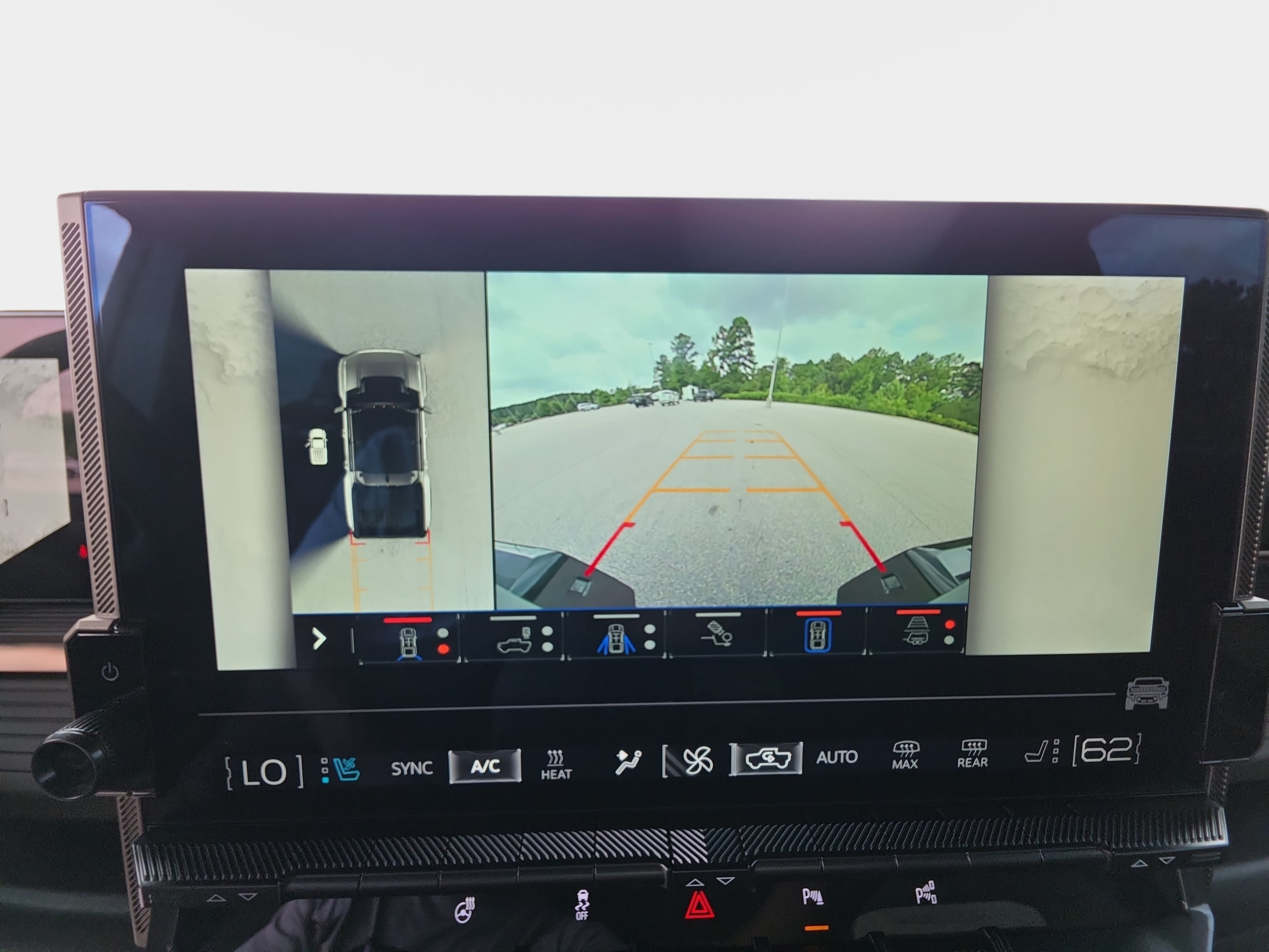 Used 2025 GMC Hummer EV 3X AWD/4WD image 25