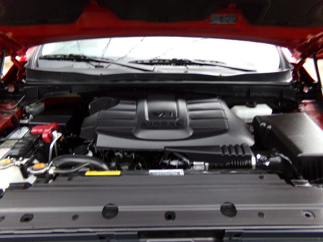 Used 2021 Nissan Titan SV w/ SV Convenience Package AWD/4WD image 17