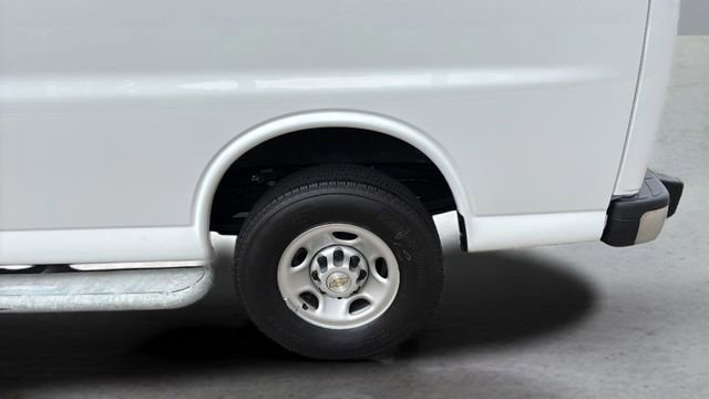 Used 2024 Chevrolet Express 2500 w/ Driver Convenience Package RWD image 36