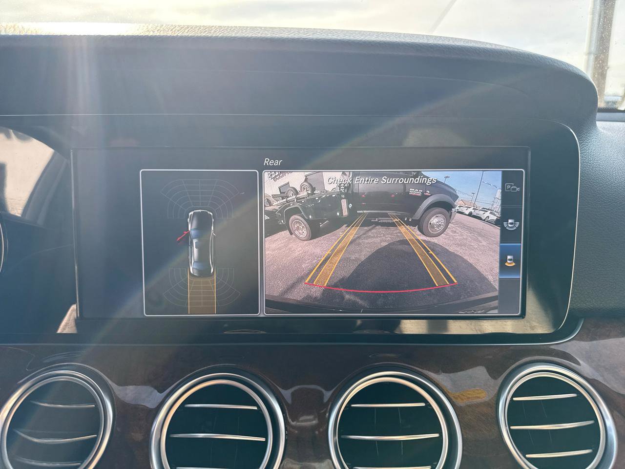 Used 2017 Mercedes-Benz E 300 image 18