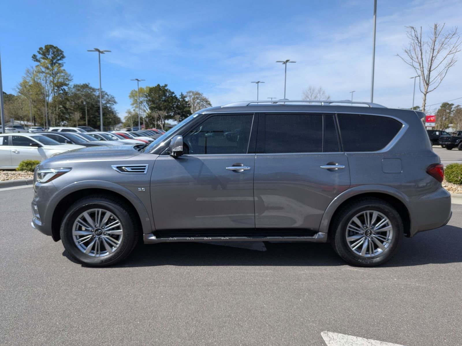 Used 2019 INFINITI QX80 Luxe w/ Proassist Package image 6