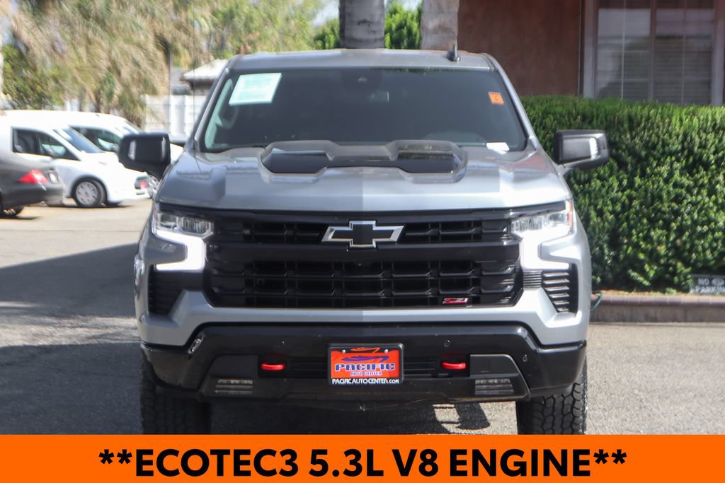 Used 2024 Chevrolet Silverado 1500 LT Trail Boss w/ LT Trail Boss Premium Package AWD/4WD image 3