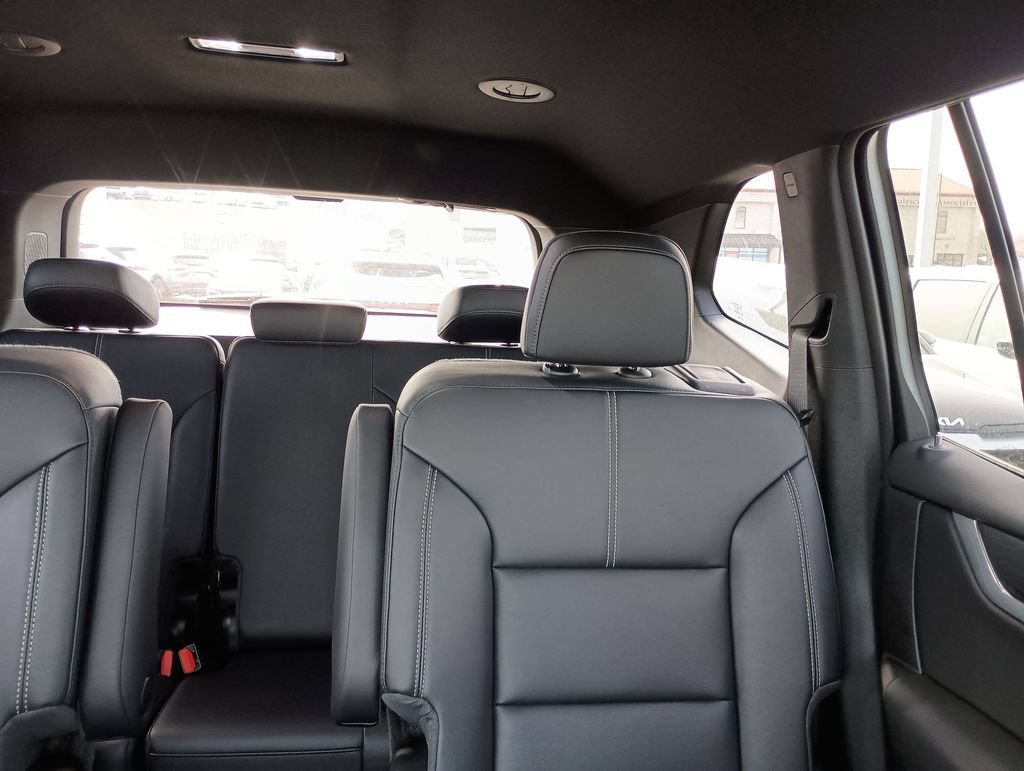 New 2026 GMC Acadia Elevation w/ Elevation Premium Package FWD image 14