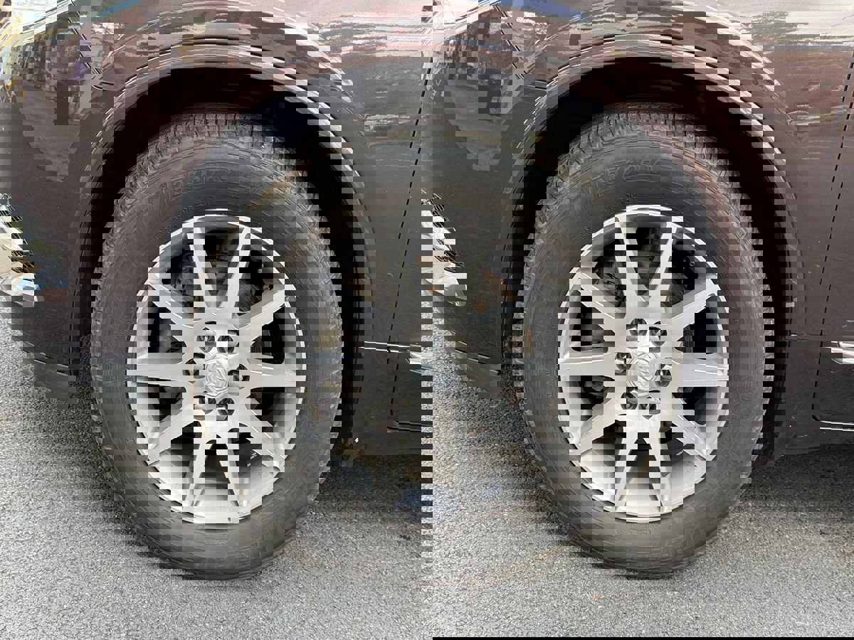 Used 2017 Buick Enclave Leather image 13