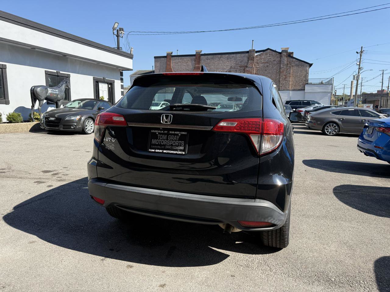 Used 2019 Honda HR-V LX image 3