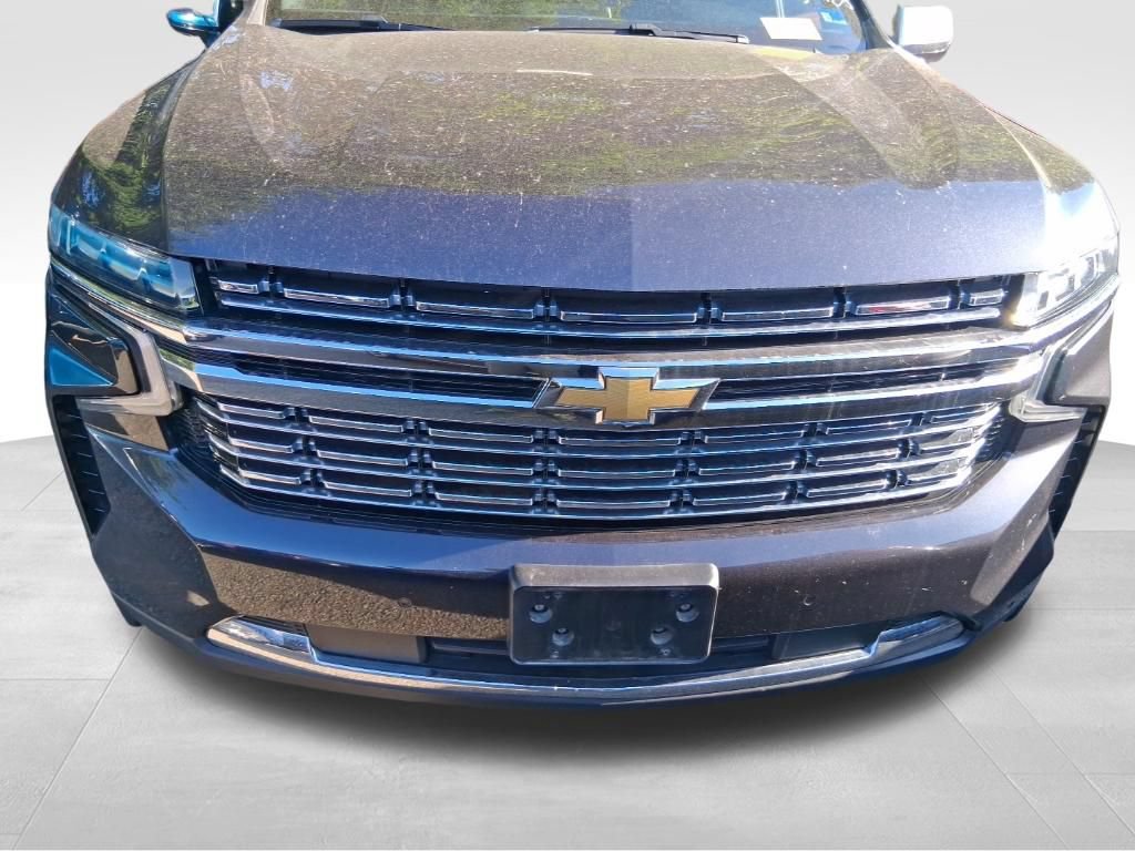Used 2022 Chevrolet Suburban Premier AWD/4WD image 18
