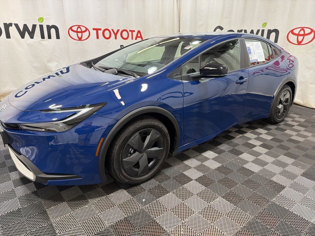 Used 2026 Toyota Prius Plug-In Hybrid image 3