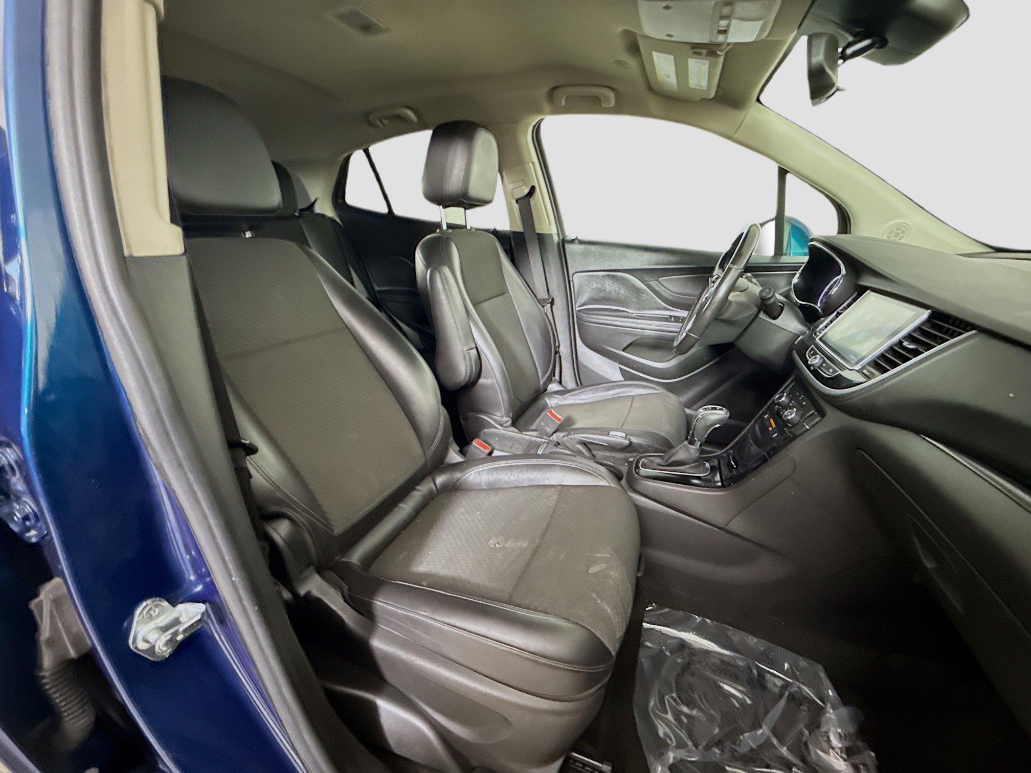 Used 2019 Buick Encore Preferred image 29