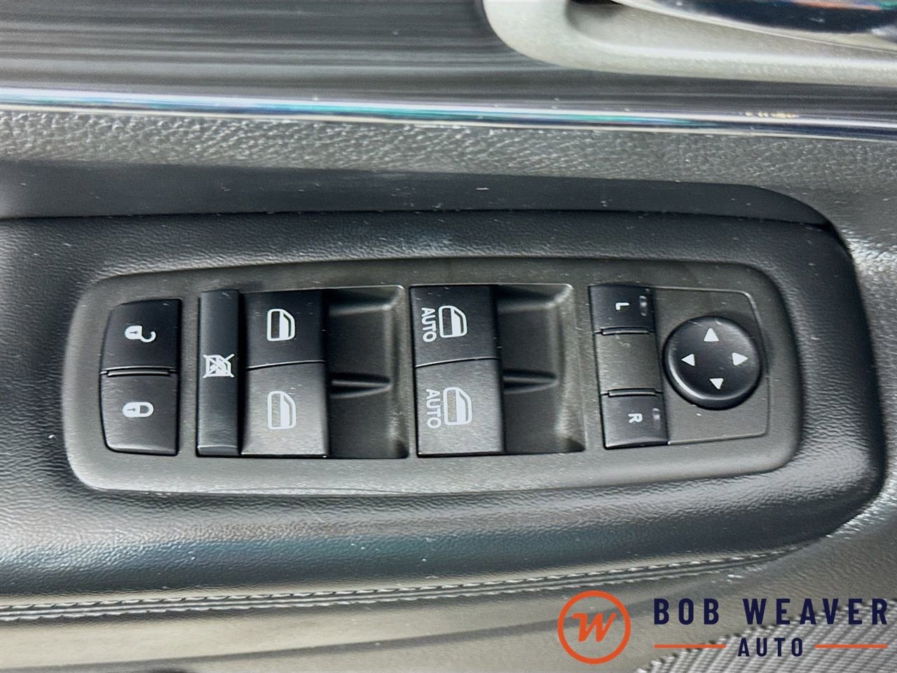 Used 2022 Jeep Grand Cherokee Limited image 18