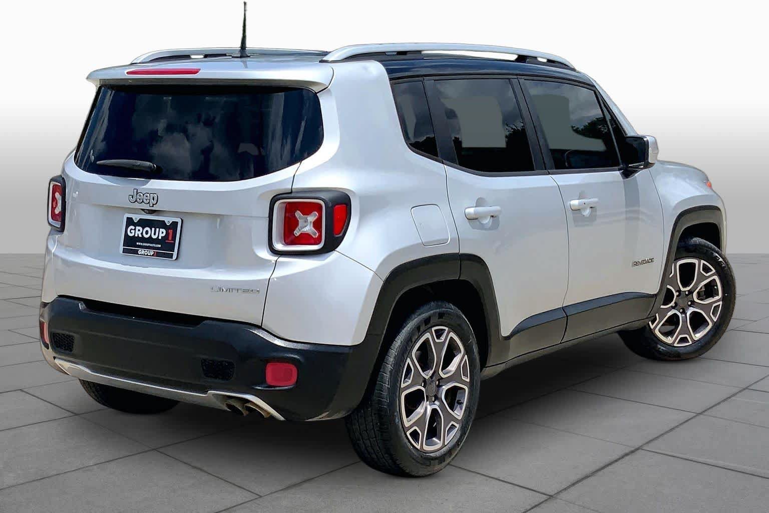 Used 2016 Jeep Renegade Limited FWD image 13
