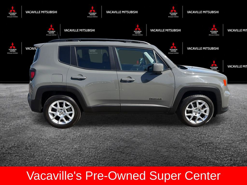 Used 2019 Jeep Renegade Latitude FWD image 7
