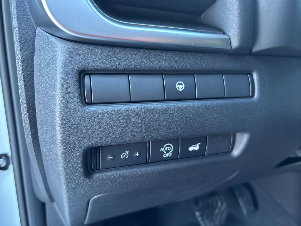 New 2026 Nissan Rogue SV image 26