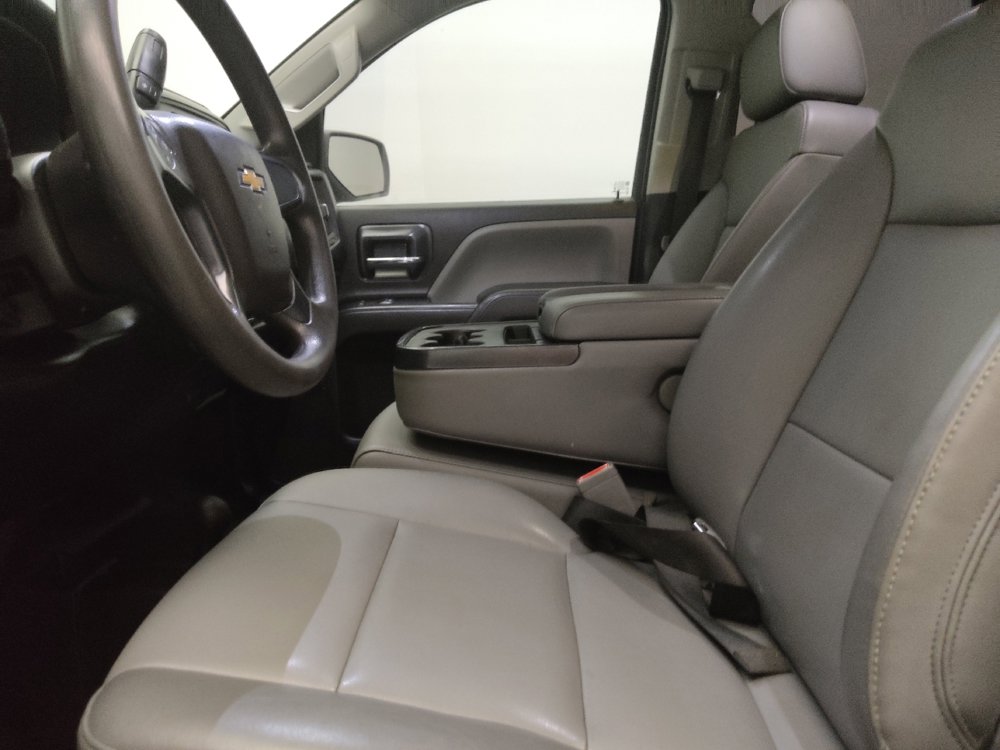 Used 2018 Chevrolet Silverado 1500 W/T w/ Trailering Package AWD/4WD image 17