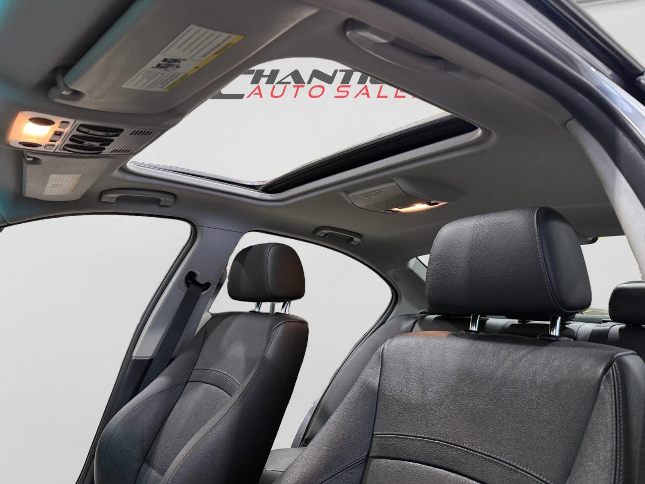 Used 2011 BMW 335i Sedan RWD image 25