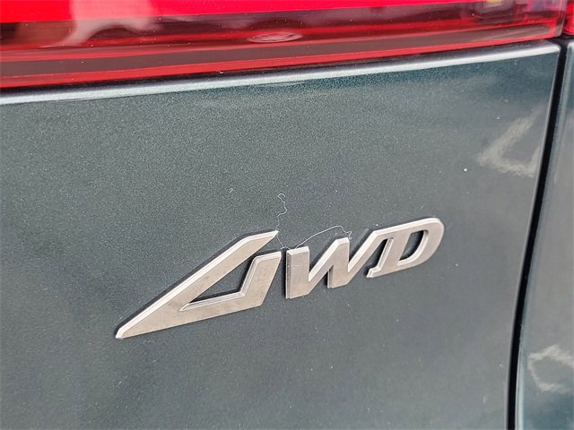 Used 2023 Genesis GV70 2.5T w/ Cargo Package image 8