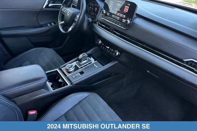 Used 2024 Mitsubishi Outlander SE AWD/4WD image 19