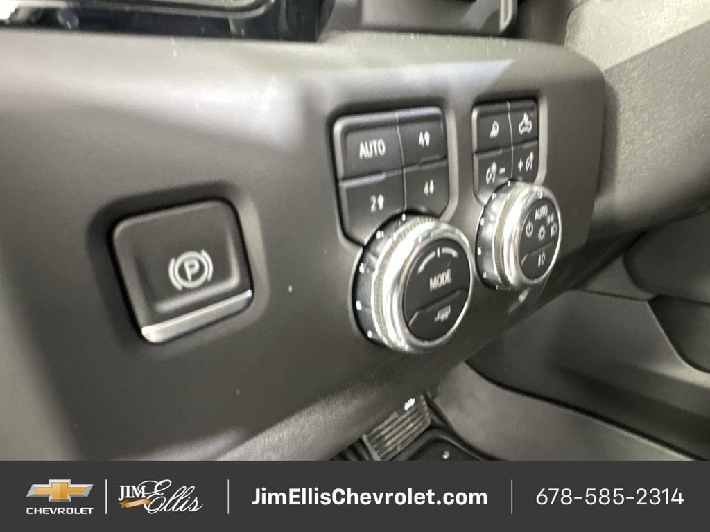 Used 2024 GMC Sierra 2500 AT4 w/ AT4 Premium Plus Package image 12