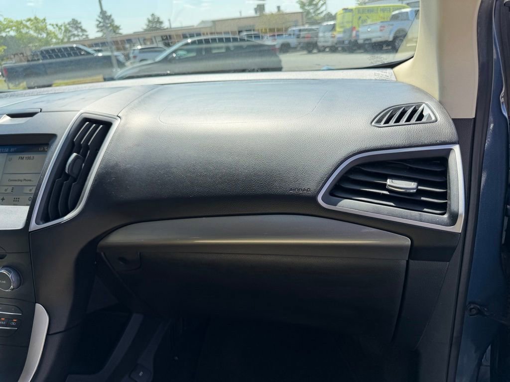 Used 2018 Ford Edge SEL w/ Equipment Group 201A image 33