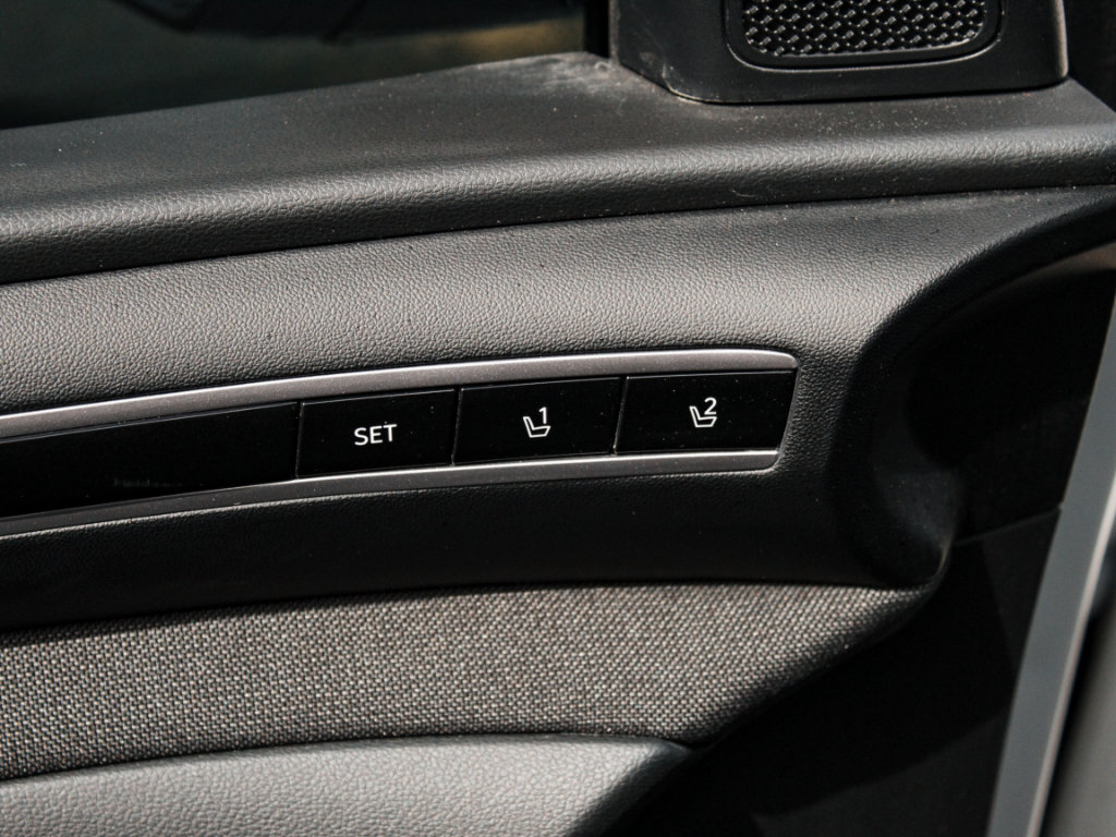 Used 2023 Hyundai Tucson Limited AWD/4WD image 10