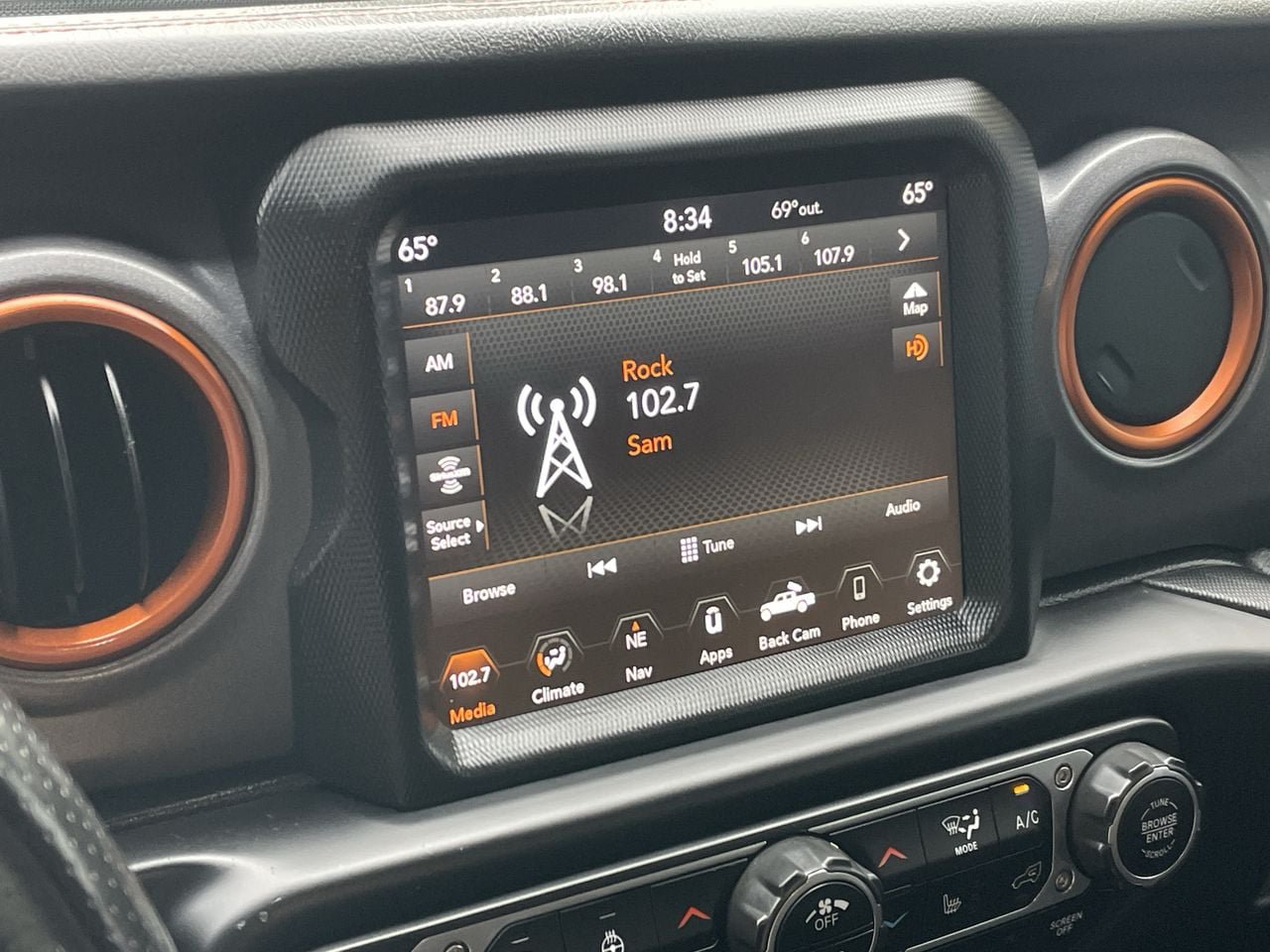 Used 2022 Jeep Gladiator Mojave w/ LED Lighting Group AWD/4WD image 32