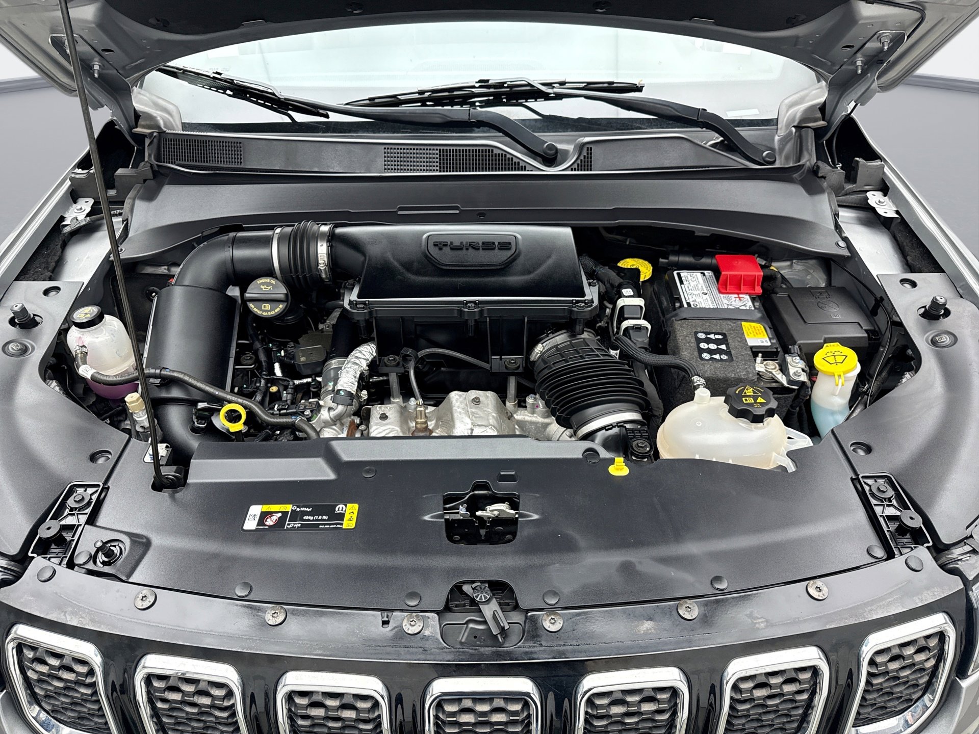 Used 2023 Jeep Compass Limited image 25