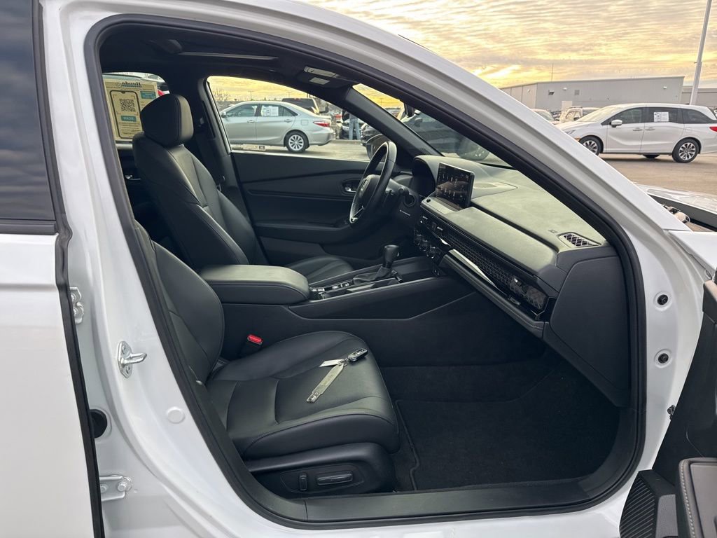 Used 2023 Honda Accord Sport image 41