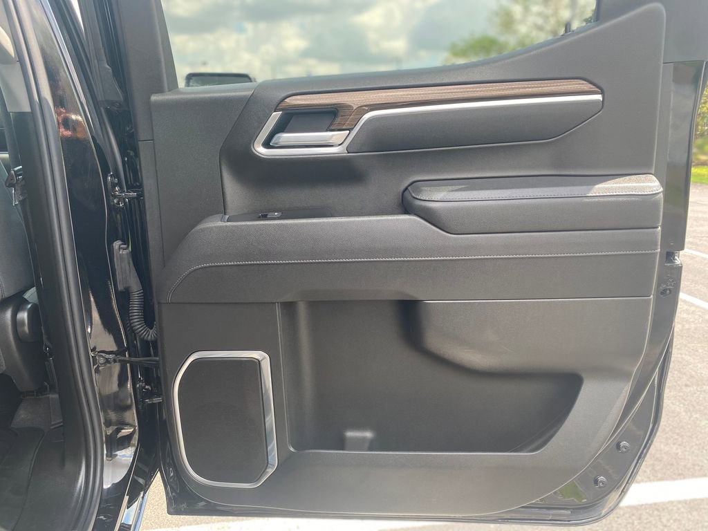 Used 2026 Chevrolet Silverado 1500 RST AWD/4WD image 13