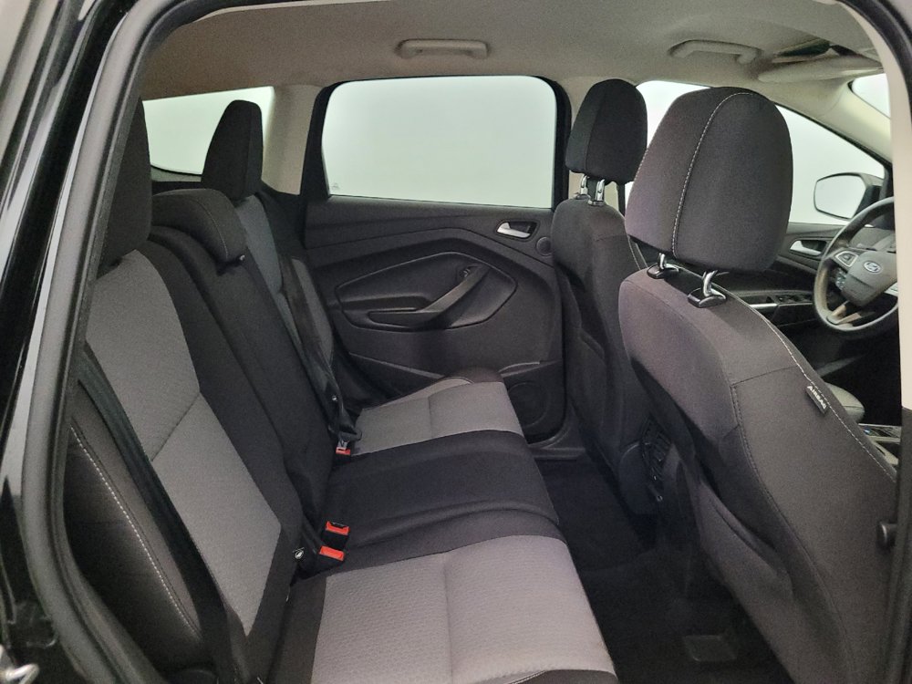 Used 2017 Ford Escape SE w/ Equipment Group 201A AWD/4WD image 19