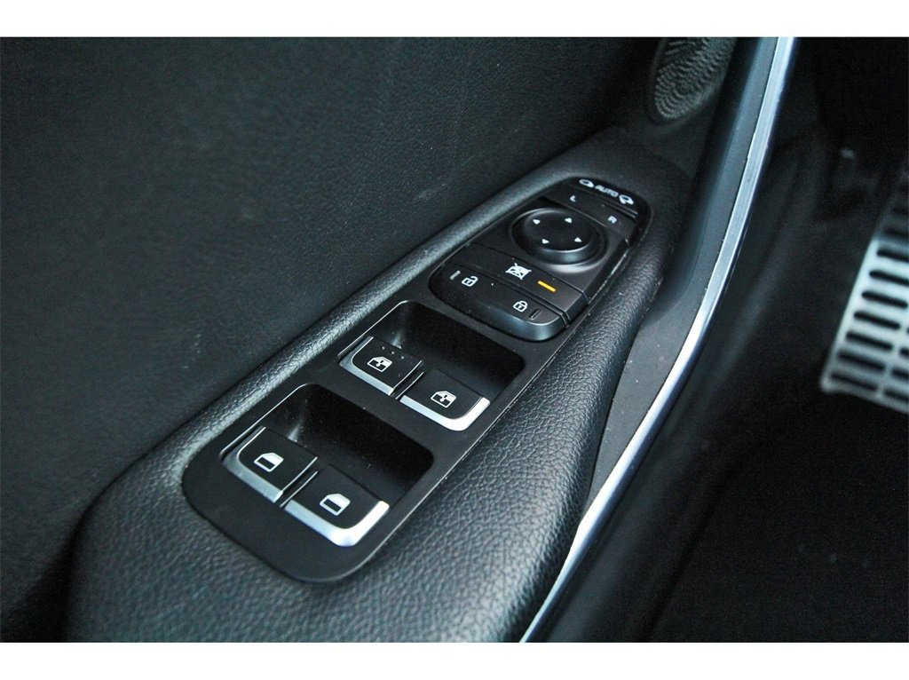 Used 2023 Kia Stinger GT-Line w/ Sun & Sound Package image 20