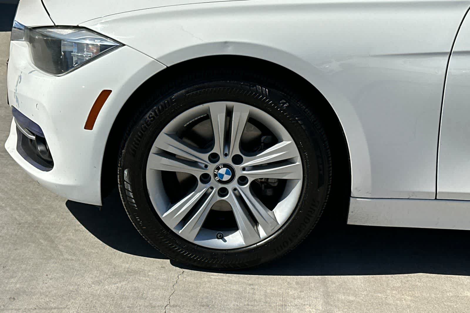 Used 2016 BMW 328i Sedan RWD image 12