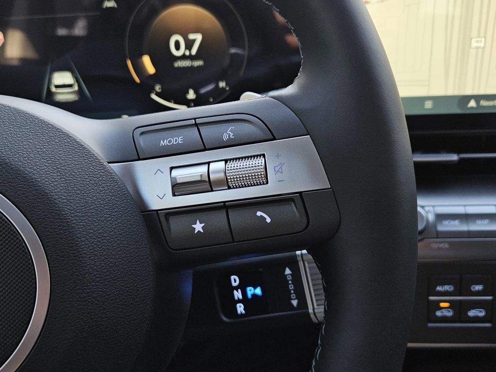 New 2026 Hyundai Kona Limited FWD image 32
