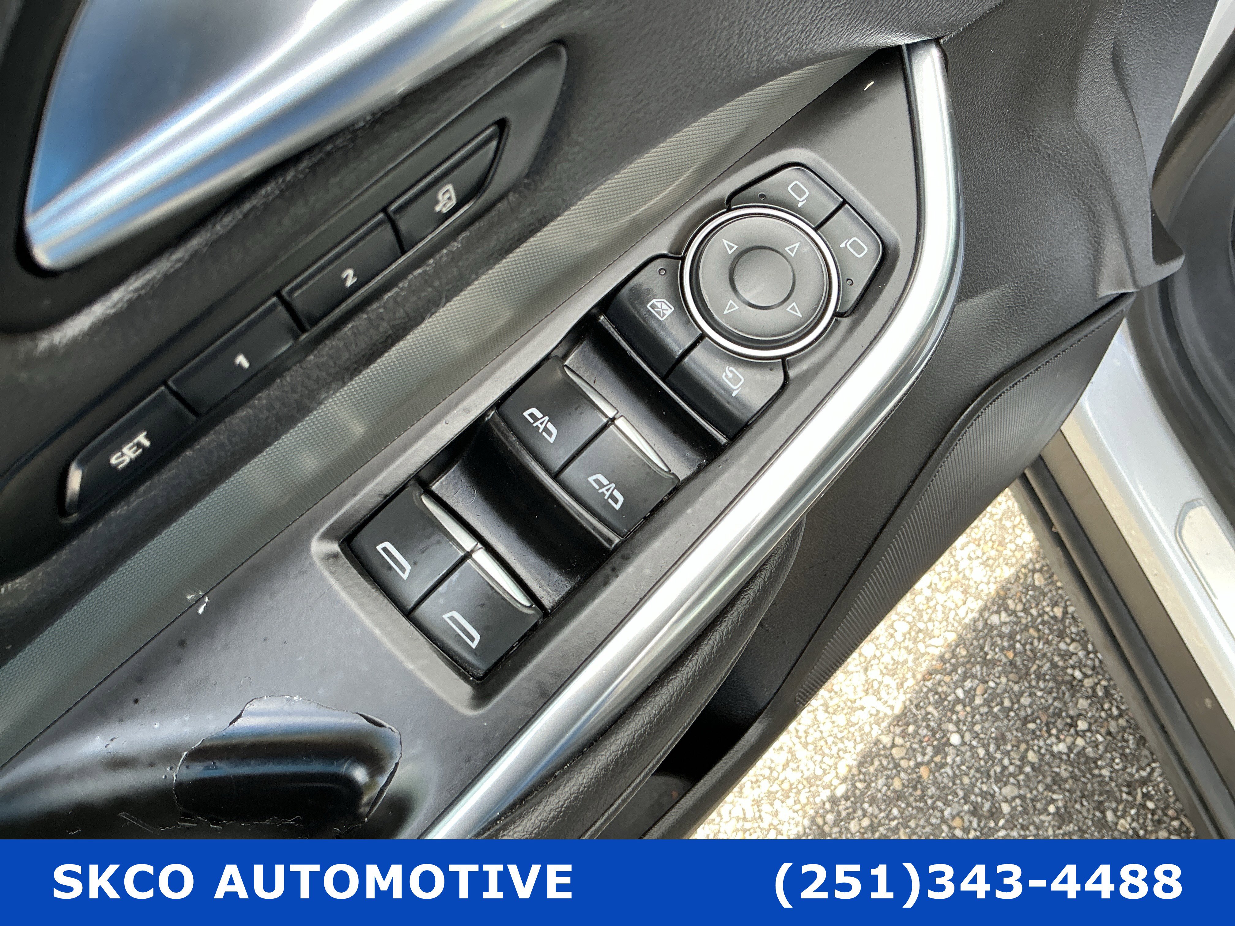 Used 2020 Cadillac XT4 Premium Luxury w/ Driver Awareness Package image 22