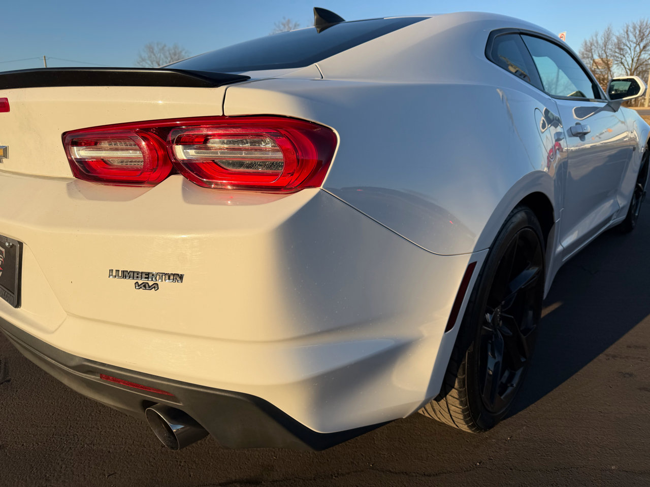 Used 2022 Chevrolet Camaro LT image 15