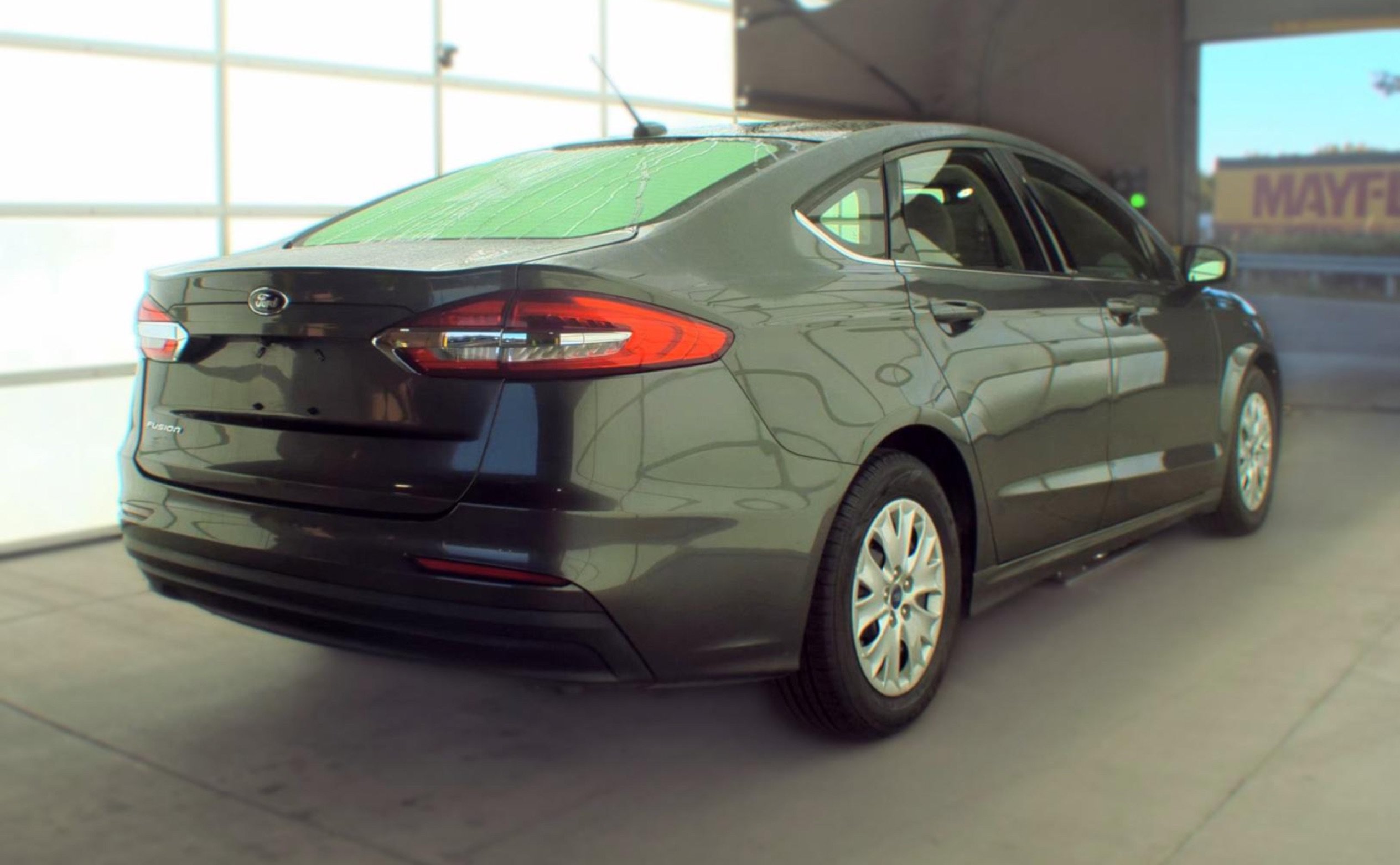 Used 2019 Ford Fusion S FWD image 5