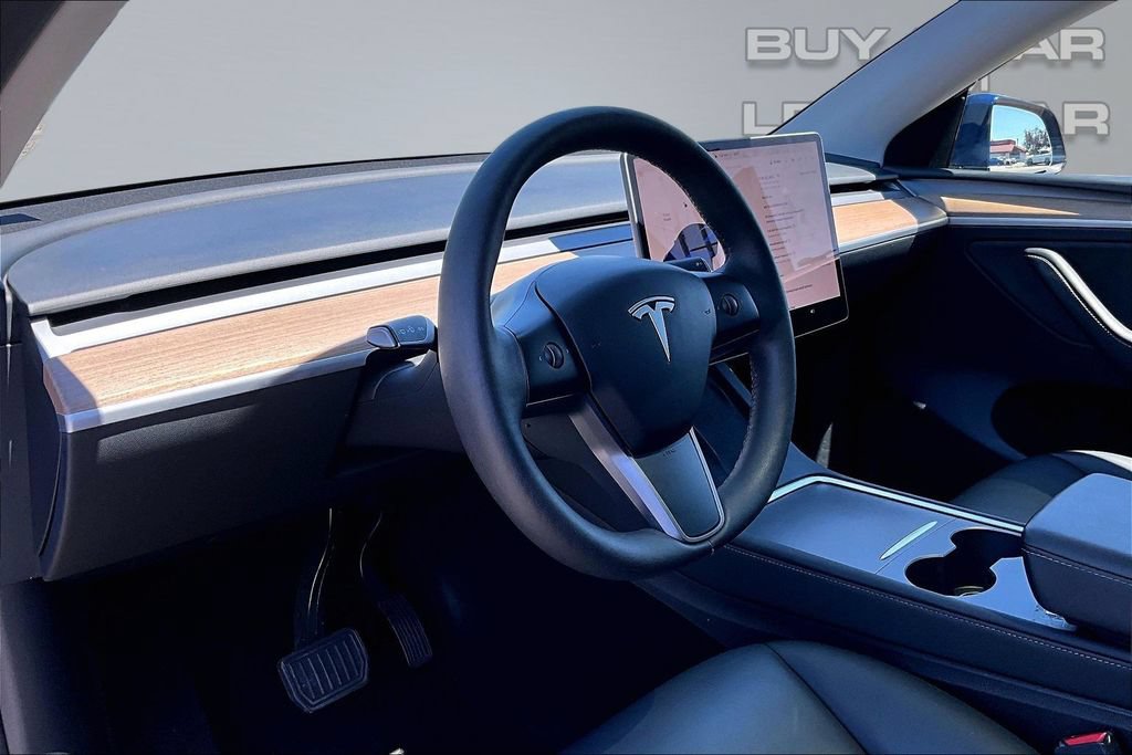 Used 2023 Tesla Model Y Long Range AWD/4WD image 14
