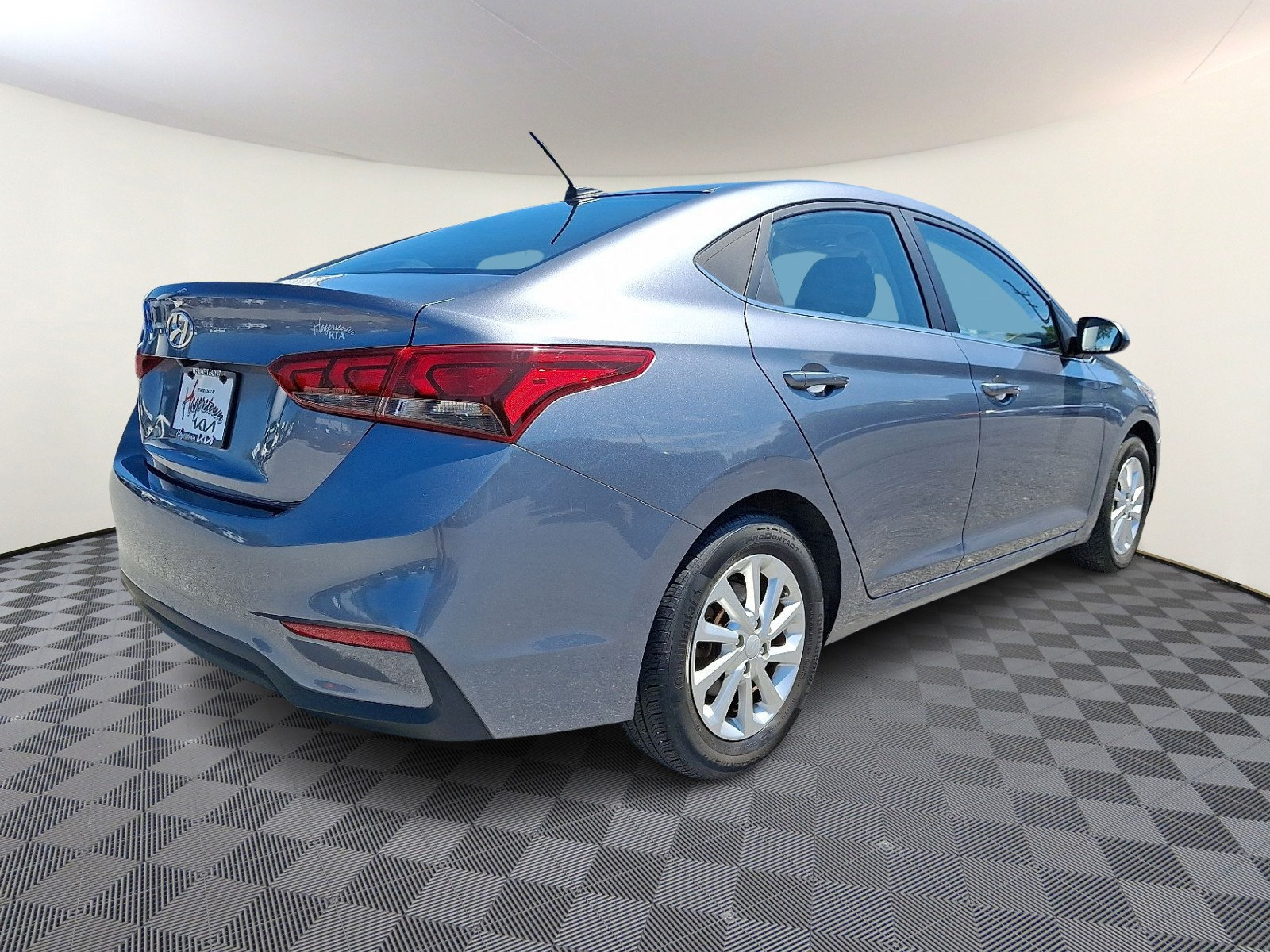 Used 2020 Hyundai Accent SEL FWD image 6