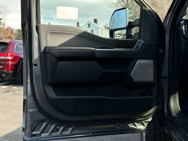 Used 2024 Ford F250 Lariat AWD/4WD image 10