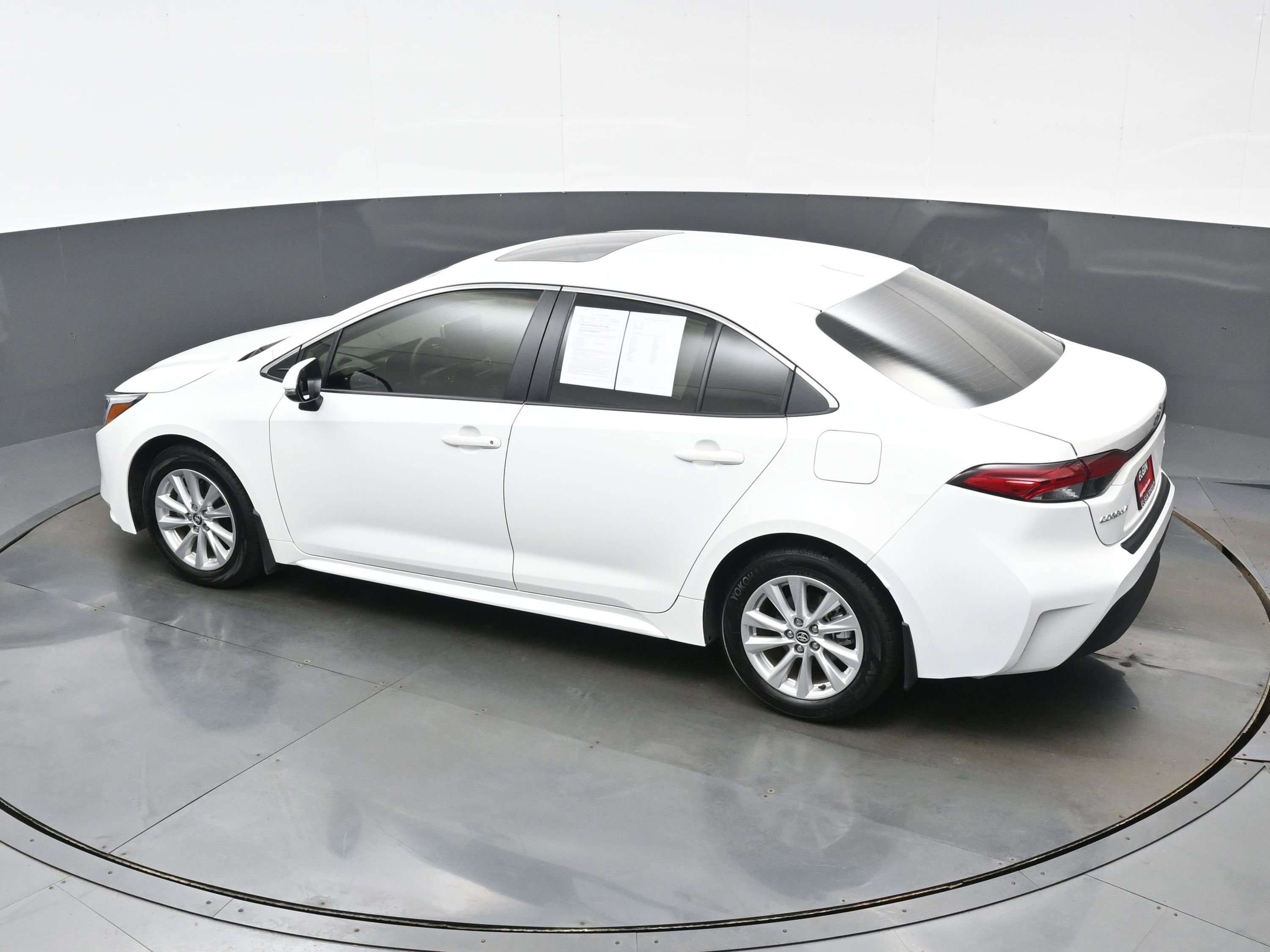 Used 2024 Toyota Corolla XLE FWD image 39