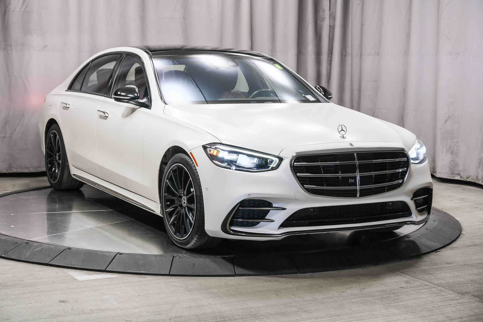 Certified 2023 Mercedes-Benz S 580e 4MATIC Sedan image 5