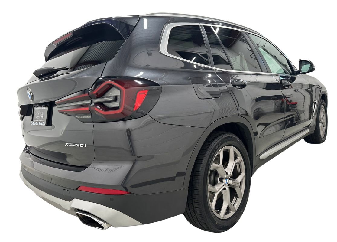 Used 2022 BMW X3 xDrive30i w/ Premium Package 2 image 4